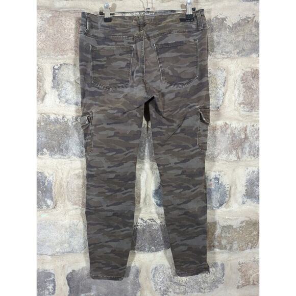 Anthropologie Level 99 Pants Woman's Size 29 Camo Utility Zip Ankle Neutral - Picture 7 of 15